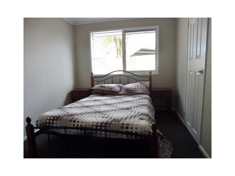 13 Annand Close, Cranbourne West VIC 3977