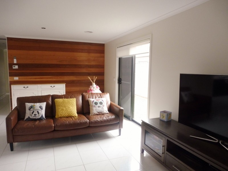 5 Alice Mary Road, Cranbourne West VIC 3977