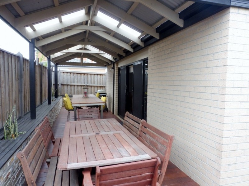 5 Alice Mary Road, Cranbourne West VIC 3977