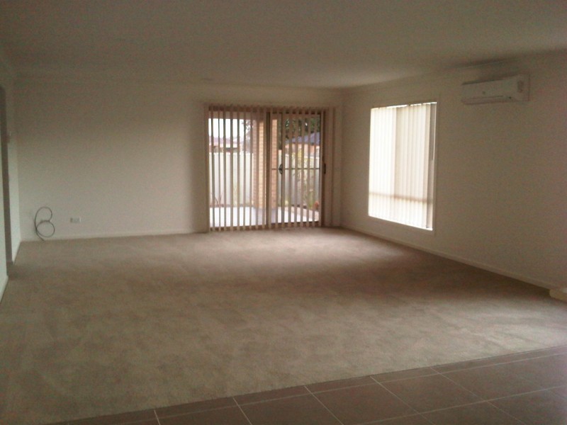 23 Waterloo Road, Cranbourne East VIC 3977