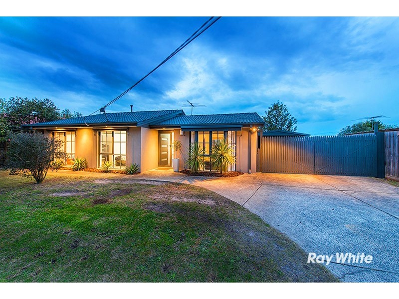 8 Gamble Road, Carrum Downs VIC 3201