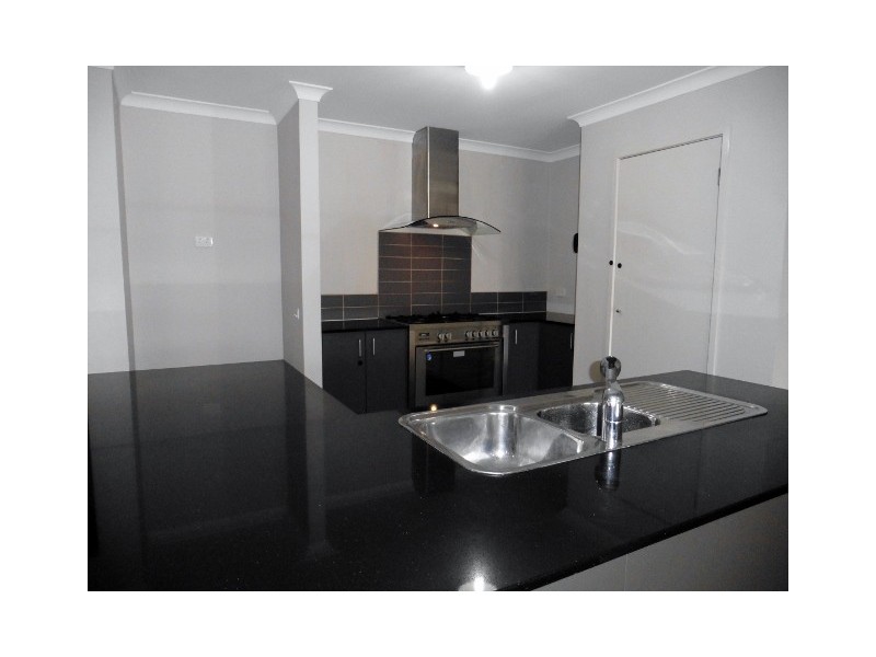 19 Blue Peppermint Court, Lyndhurst VIC 3975