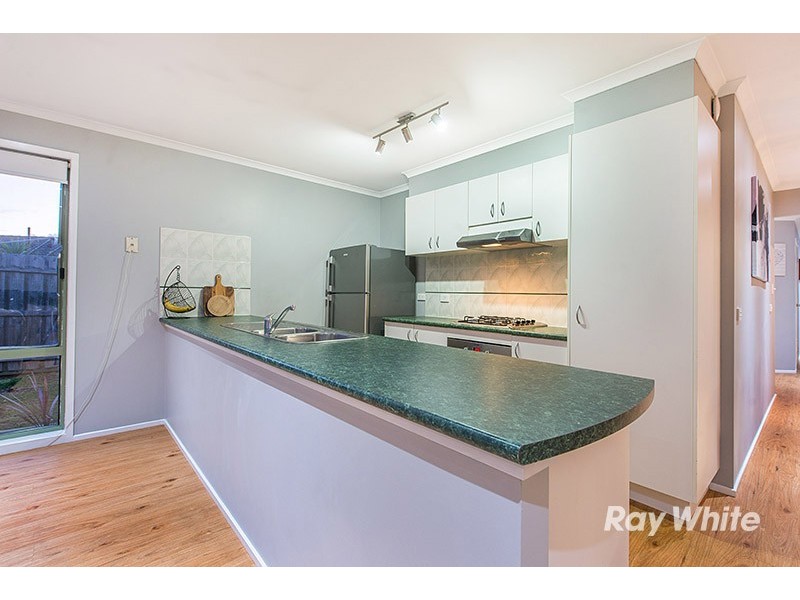 9 Andre Court, Cranbourne West VIC 3977