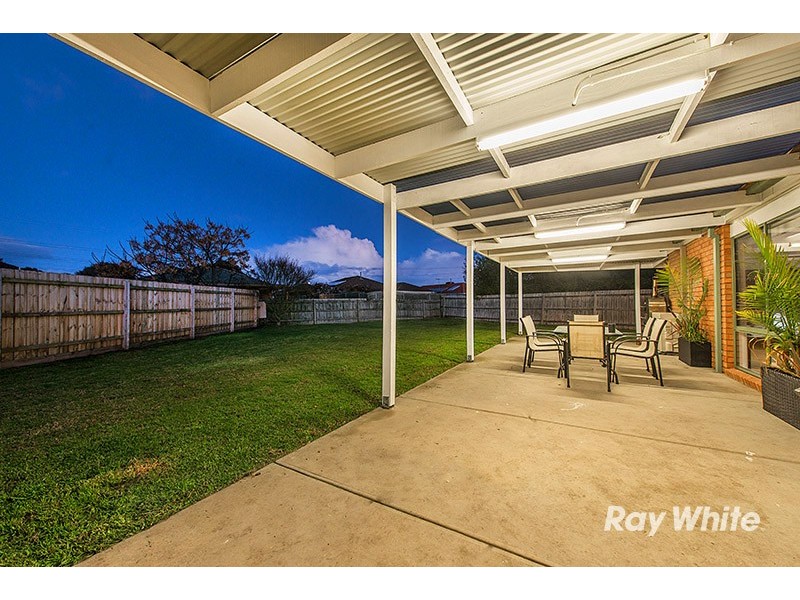 9 Andre Court, Cranbourne West VIC 3977