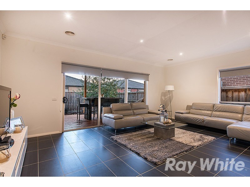 83 John Russell Road, Cranbourne West VIC 3977