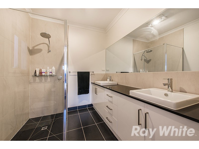 83 John Russell Road, Cranbourne West VIC 3977