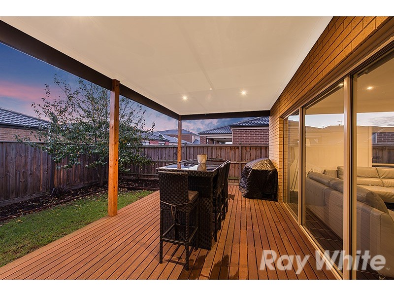 83 John Russell Road, Cranbourne West VIC 3977