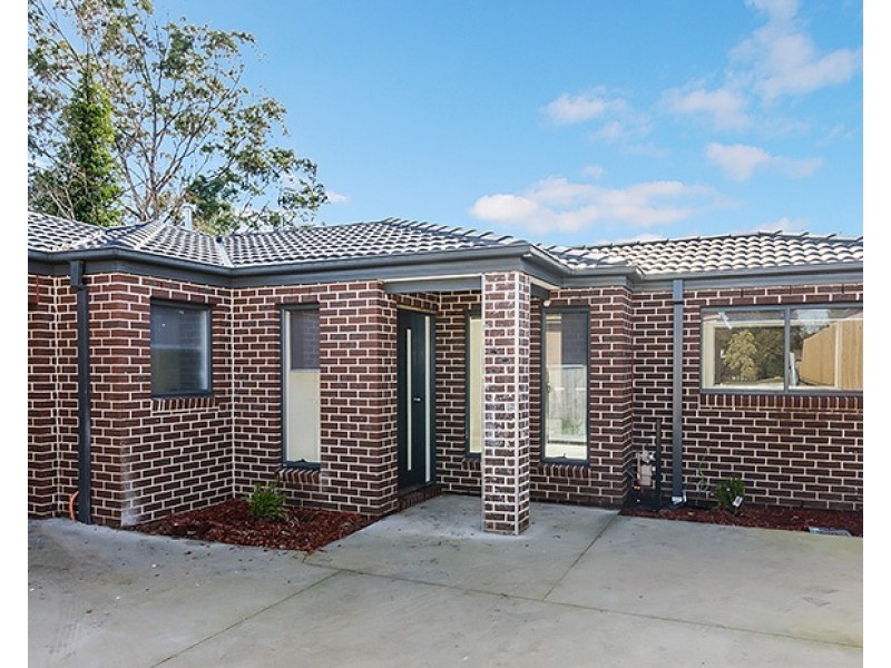 2/35 Evelyne Avenue, Cranbourne VIC 3977