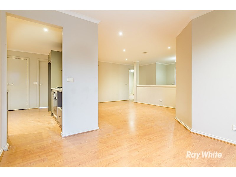 5 Aztec Place, Cranbourne VIC 3977