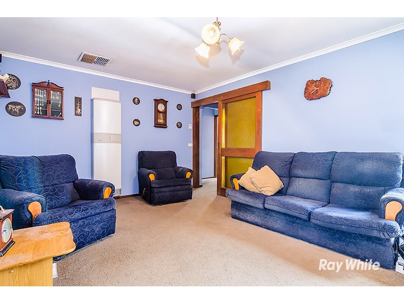 14 Arnold Street, Cranbourne VIC 3977