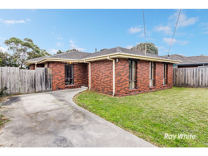 14 Arnold Street, Cranbourne VIC 3977