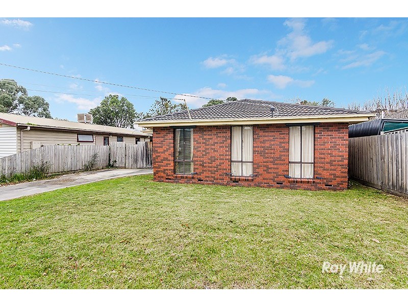 14 Arnold Street, Cranbourne VIC 3977