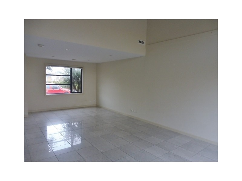 2 Sunline Terrace, Pakenham VIC 3810