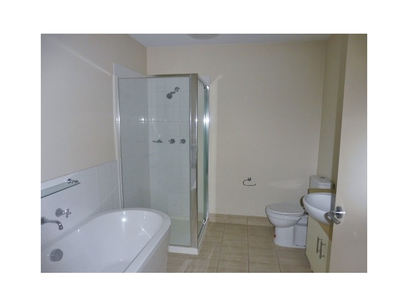 2 Sunline Terrace, Pakenham VIC 3810