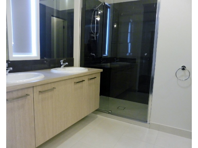 19 Noorat Place, Cranbourne North VIC 3977