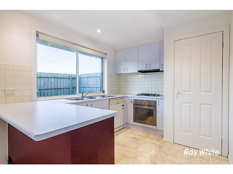 16 Fishburn Place, Cranbourne West VIC 3977
