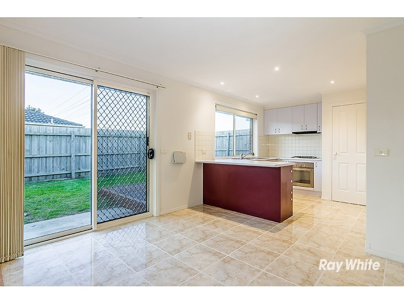 16 Fishburn Place, Cranbourne West VIC 3977