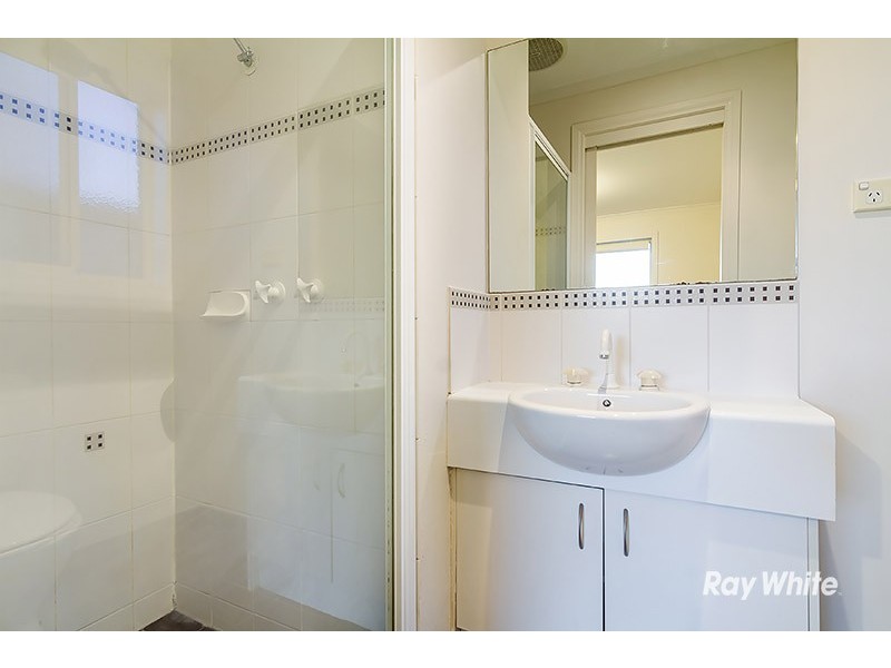 16 Fishburn Place, Cranbourne West VIC 3977