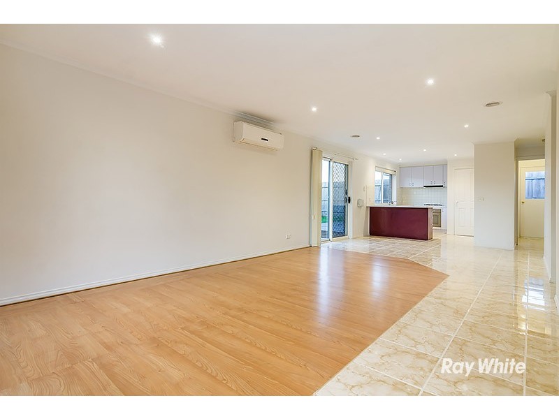 16 Fishburn Place, Cranbourne West VIC 3977