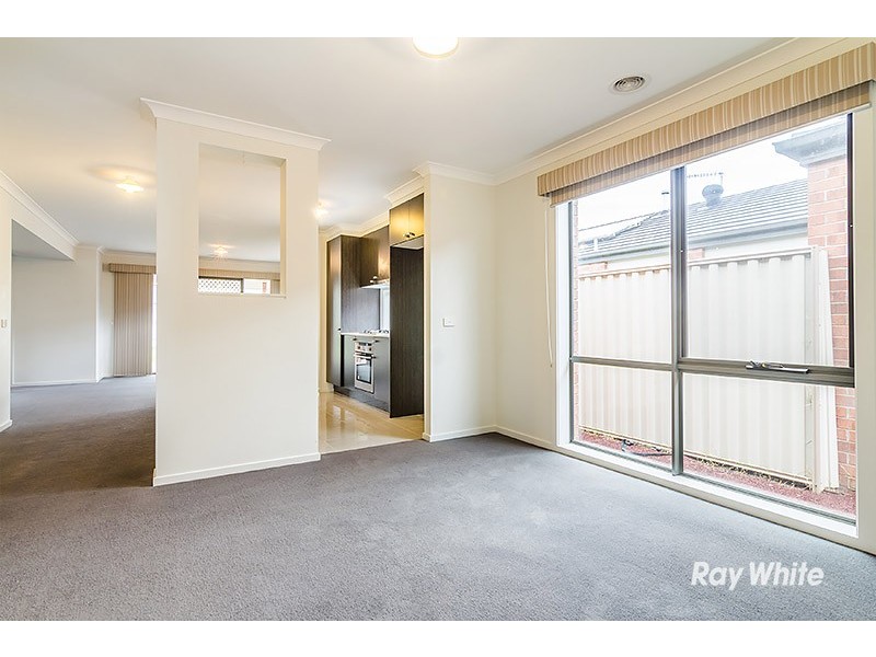 73 Willowtree Drive, Pakenham VIC 3810