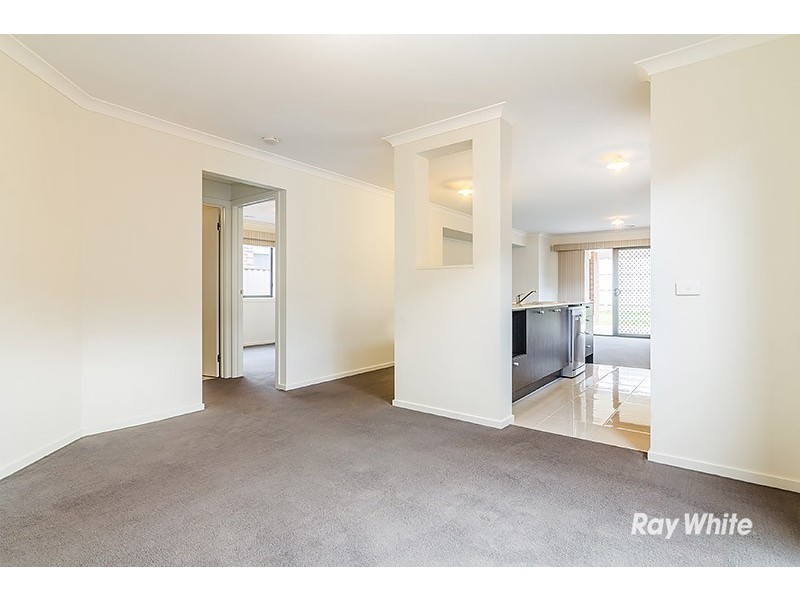 73 Willowtree Drive, Pakenham VIC 3810