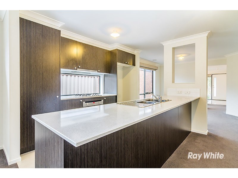 73 Willowtree Drive, Pakenham VIC 3810