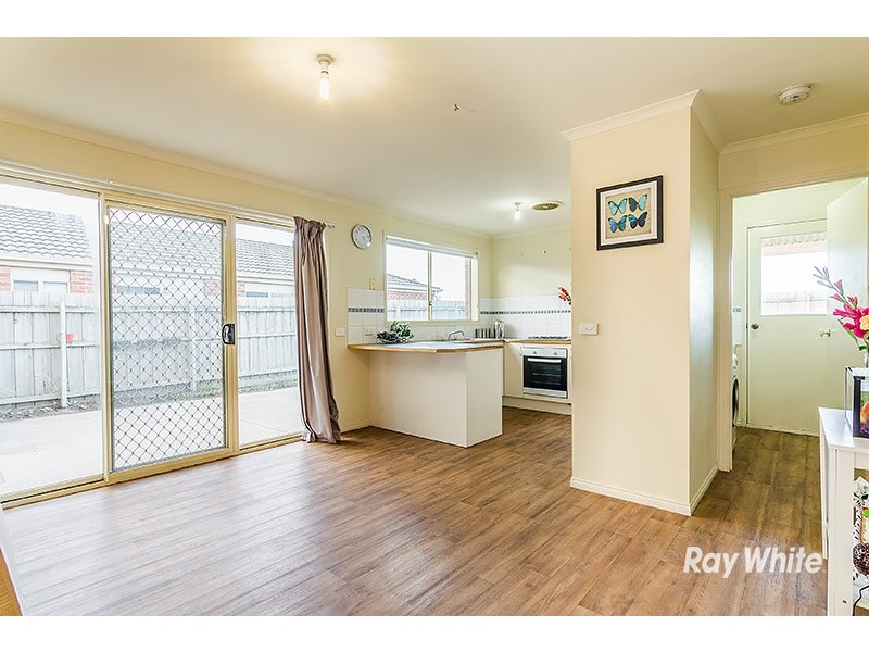 17 Fishburn Place, Cranbourne West VIC 3977