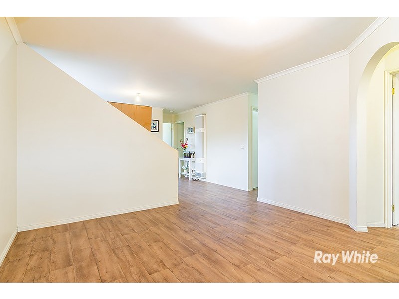 17 Fishburn Place, Cranbourne West VIC 3977