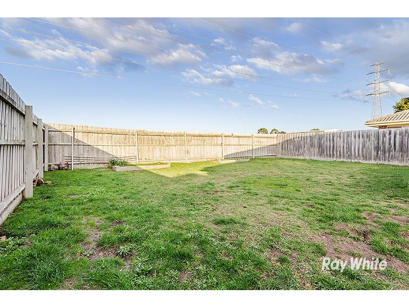 17 Fishburn Place, Cranbourne West VIC 3977