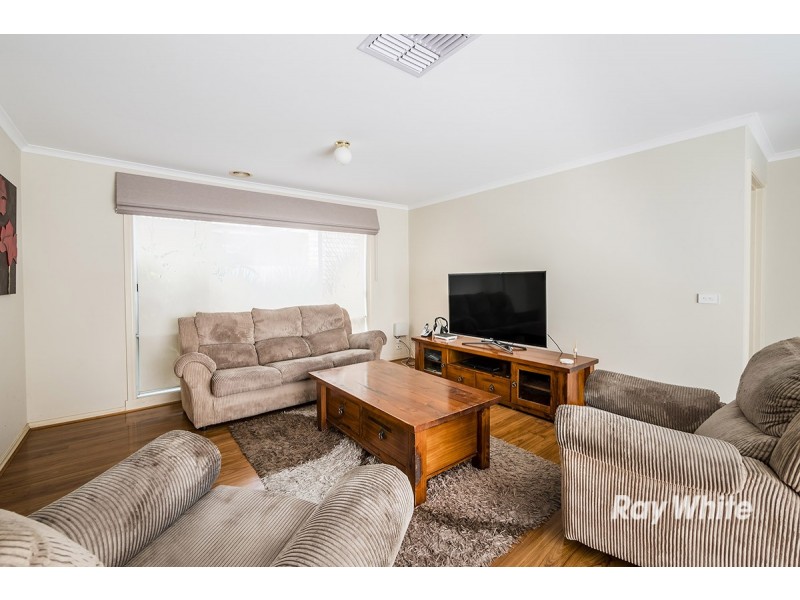 19 Cirai Crescent, Cranbourne West VIC 3977