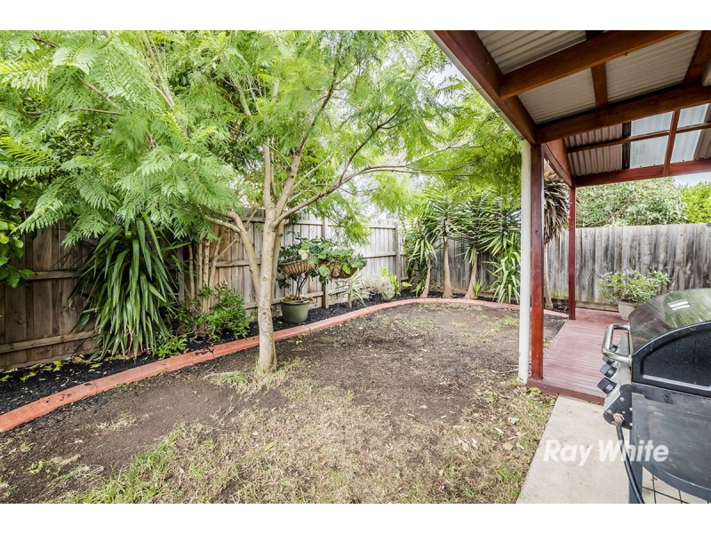 19 Cirai Crescent, Cranbourne West VIC 3977