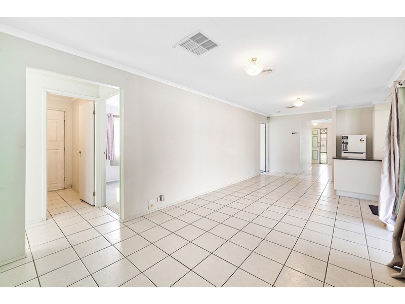 7 Ovata Place, Cranbourne West VIC 3977