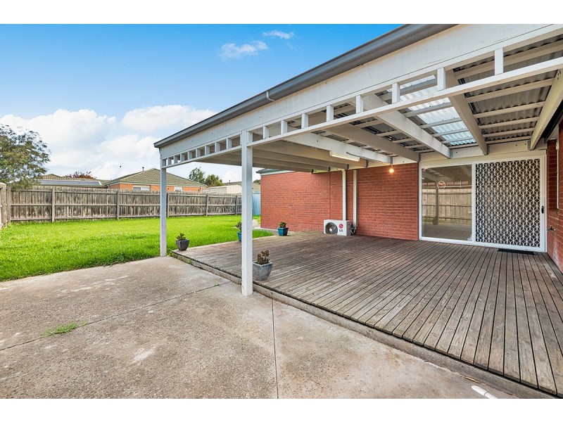 7 Ovata Place, Cranbourne West VIC 3977