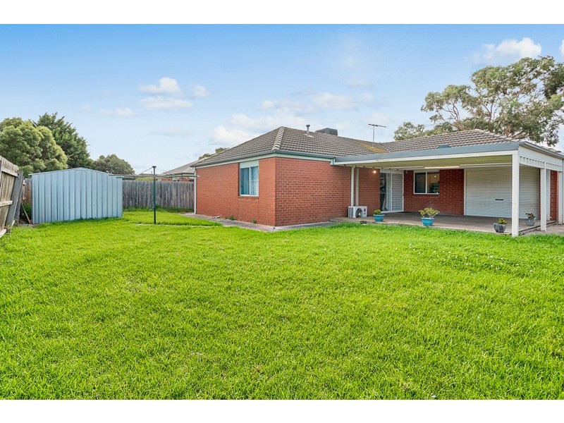 7 Ovata Place, Cranbourne West VIC 3977