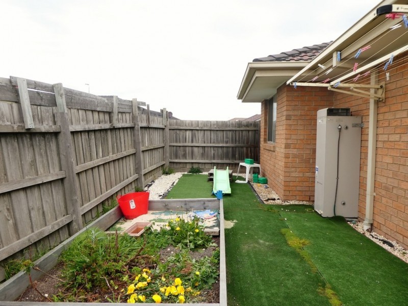 1 Athena Court, Cranbourne VIC 3977