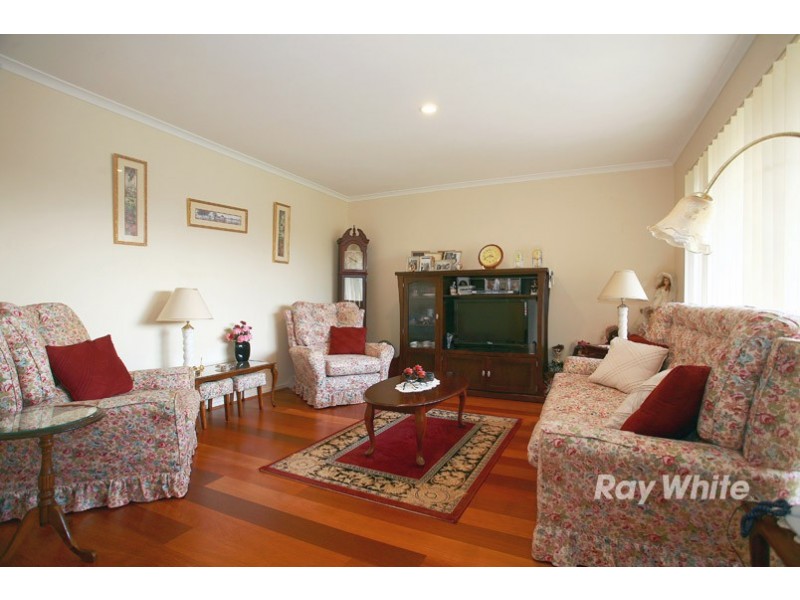 11 Thistlewood Place, Cranbourne East VIC 3977