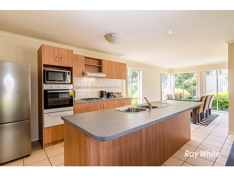 58 Scotsdale Drive, Cranbourne East VIC 3977