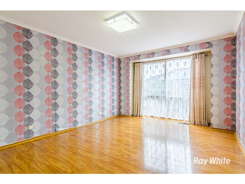 86 Waverley Park Drive, Cranbourne North VIC 3977