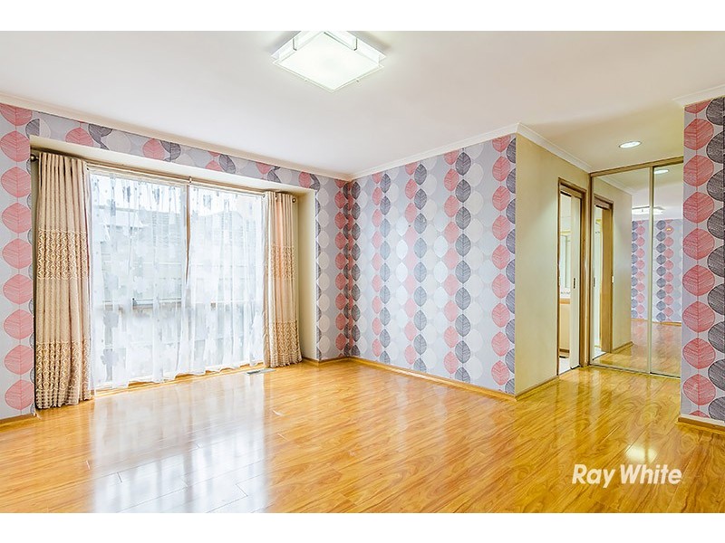 86 Waverley Park Drive, Cranbourne North VIC 3977