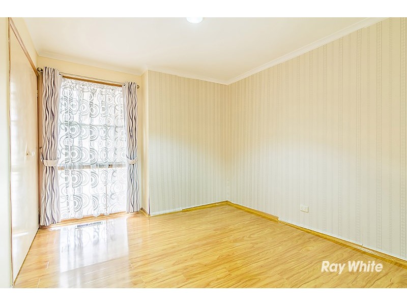 86 Waverley Park Drive, Cranbourne North VIC 3977