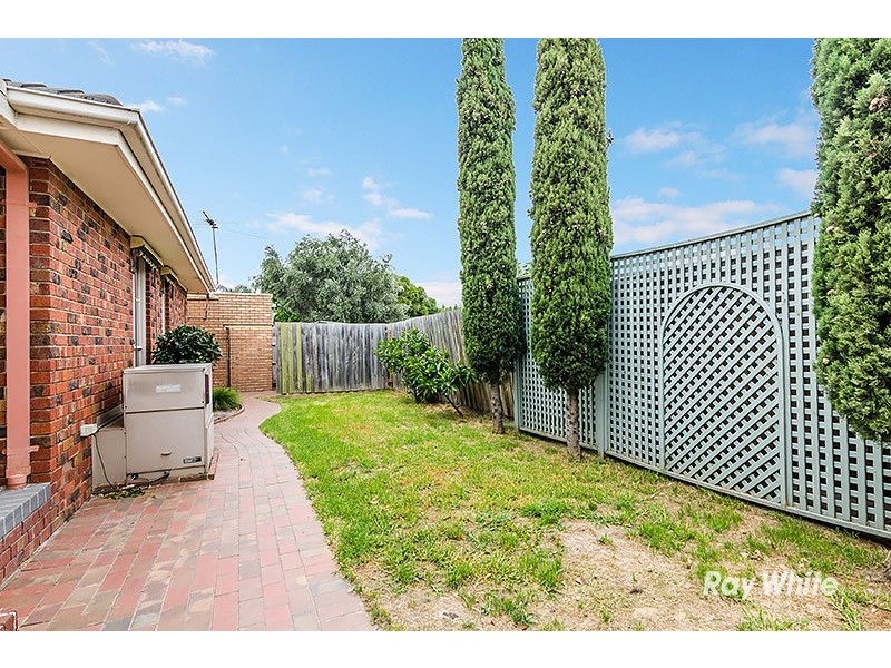 86 Waverley Park Drive, Cranbourne North VIC 3977
