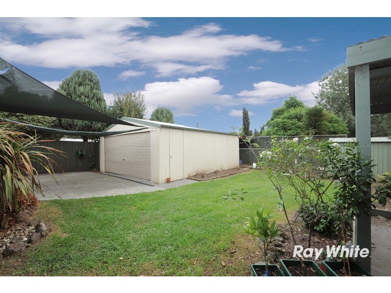 9 Damian Court, Cranbourne VIC 3977