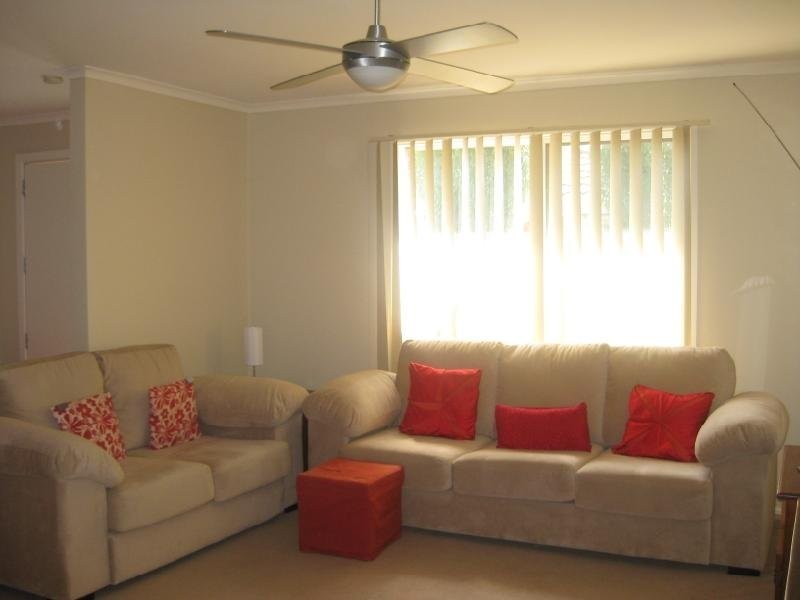 5 Jindalee Gardens, Cranbourne West VIC 3977