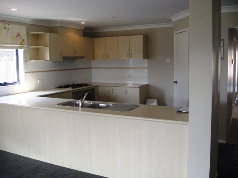 15 Carabeen Way, Lyndhurst VIC 3975