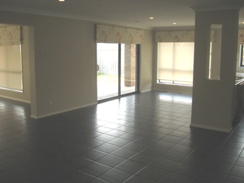 15 Carabeen Way, Lyndhurst VIC 3975