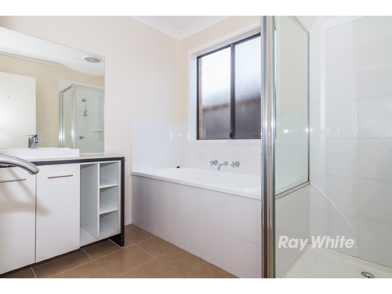 50 Tipperary Circuit, Pakenham VIC 3810