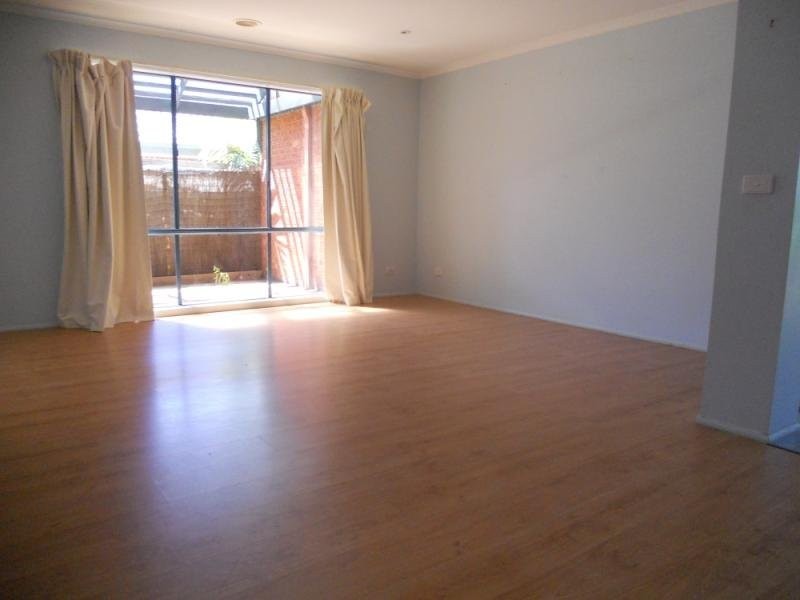 42 Beethoven Drive, Narre Warren South VIC 3805