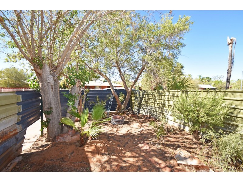 2/17 Laver Court, Sadadeen NT 0870 Elders Real Estate Alice Springs
