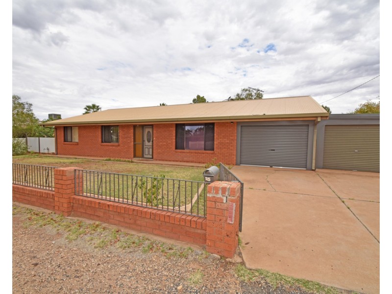 25 Erumba Street, Braitling NT 0870