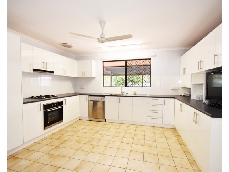 25 Erumba Street, Braitling NT 0870